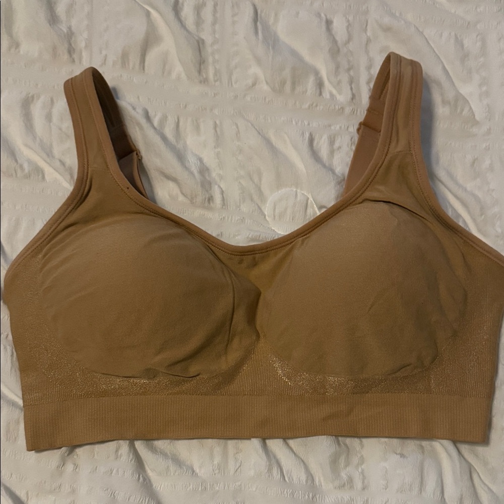 Seamless Tan Bra